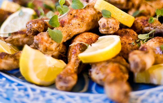 Tillagade kycklingklubbor med citron